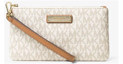 michael kors signature jet set medium wristlet